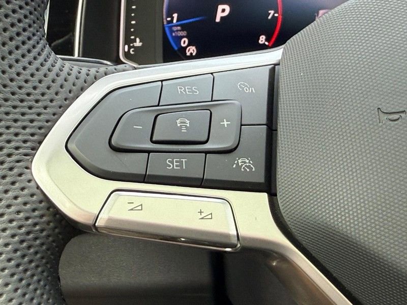 New 2026 Volkswagen Jetta GLI Autobahn FWD image 9