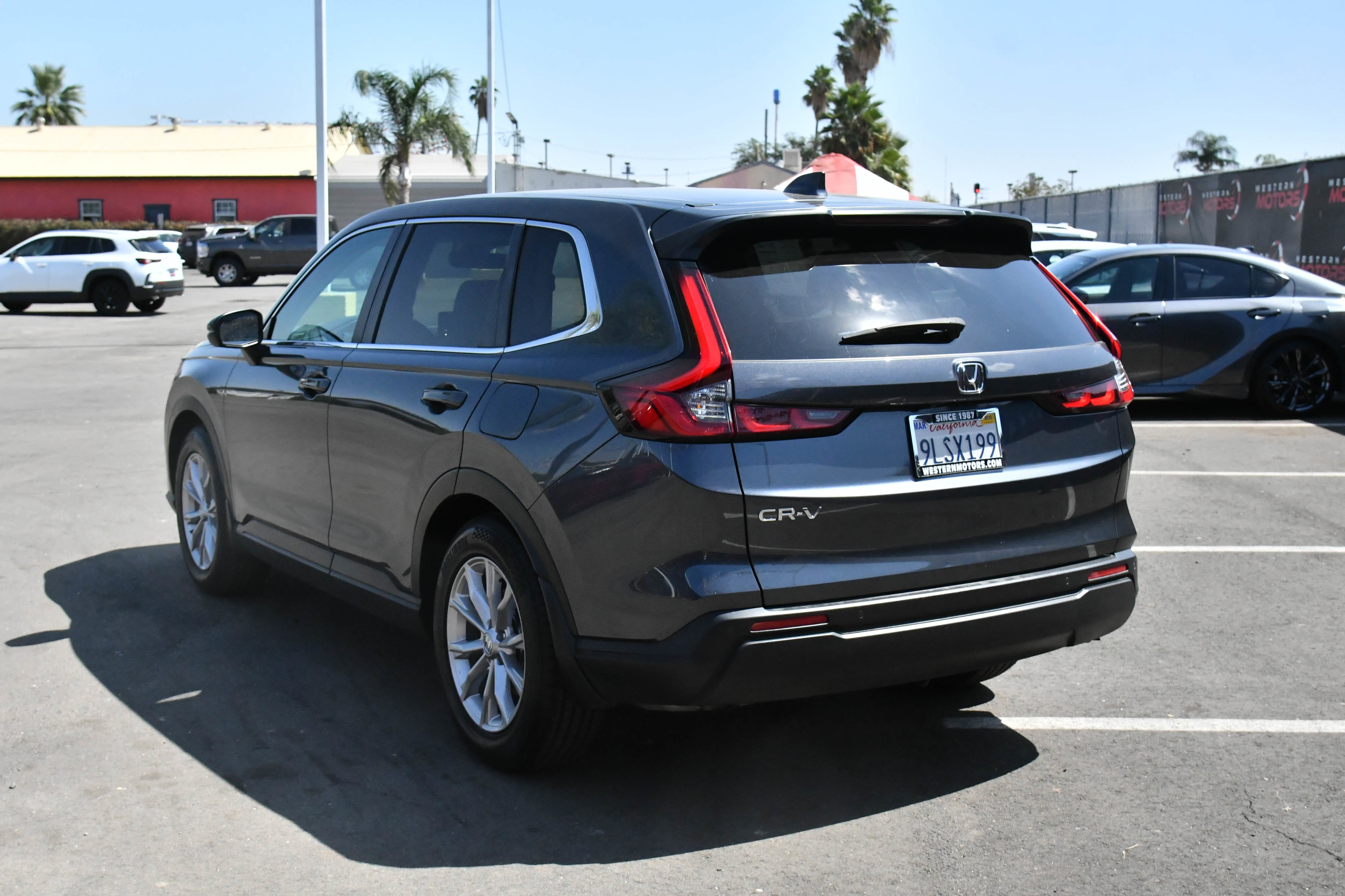 Used 2024 Honda CR-V EX-L image 6