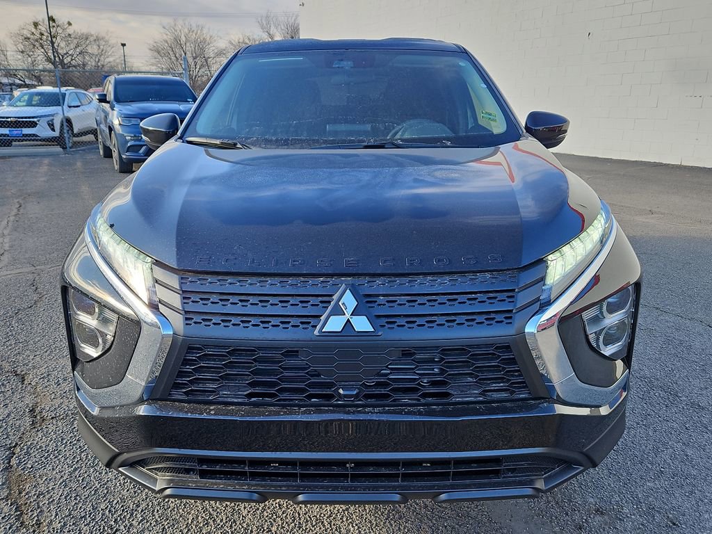 New 2026 Mitsubishi Eclipse Cross LE image 3