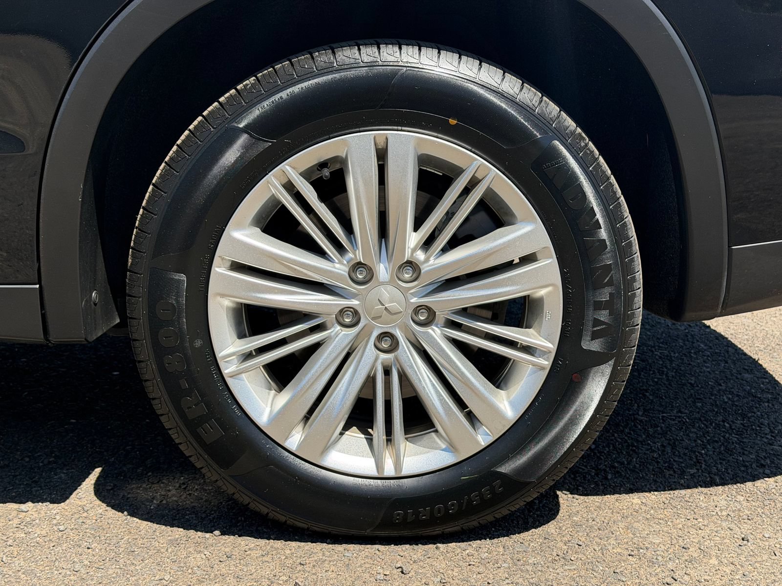 Used 2024 Mitsubishi Outlander ES FWD image 6