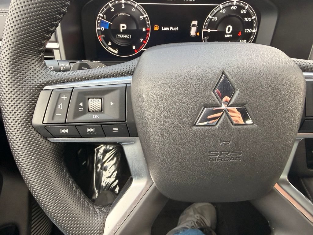 Used 2023 Mitsubishi Outlander Ralliart AWD/4WD image 21