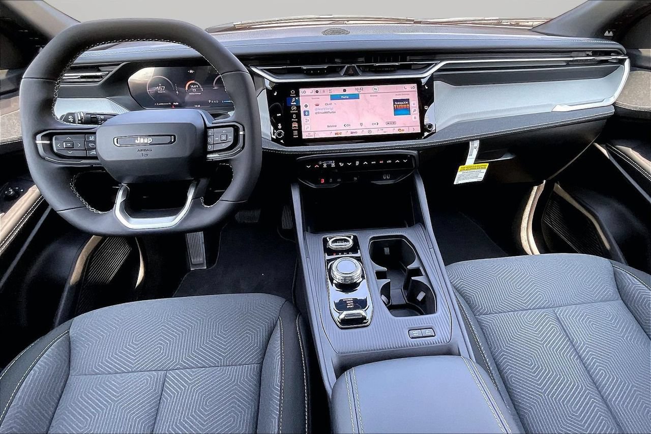 New 2026 Jeep Cherokee Laredo AWD/4WD image 9