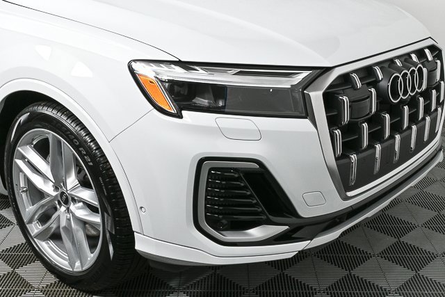 New 2025 Audi Q7 3.0T Premium Plus image 38