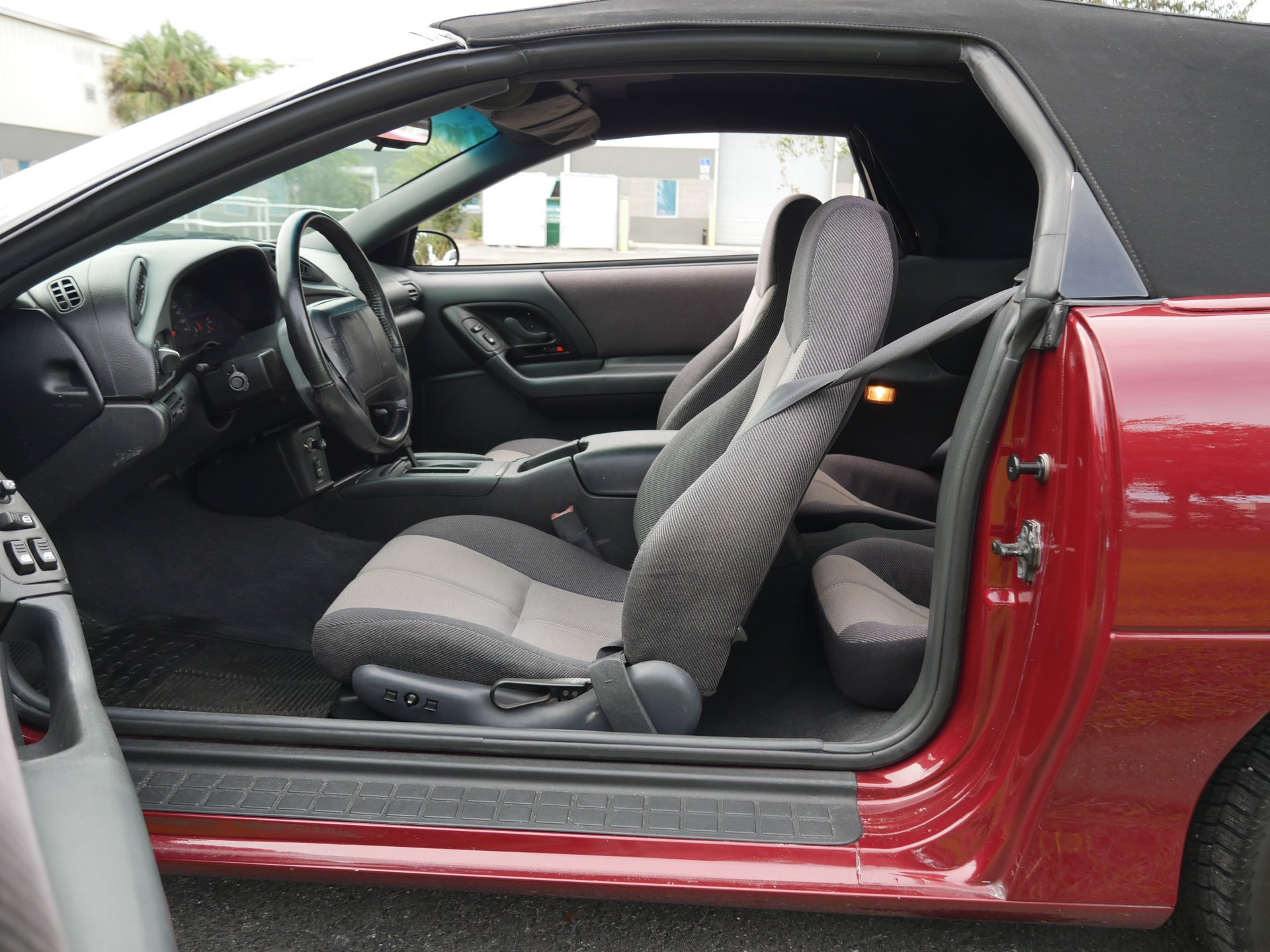 Used 1994 Chevrolet Camaro Z28 RWD image 64