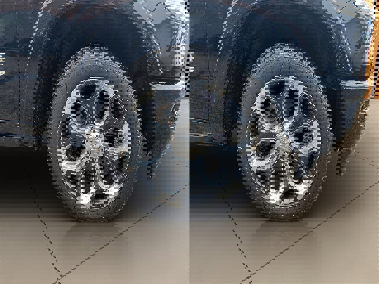 Used 2022 RAM 1500 Limited w/ Body-Colour Bumper Group image 88