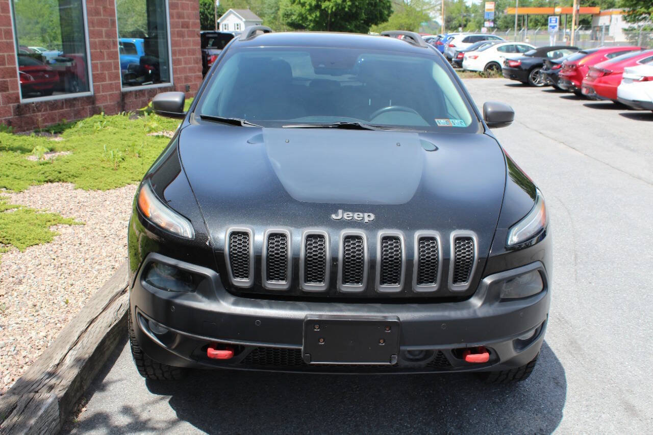 Used 2014 Jeep Cherokee Trailhawk w/ Technology Group AWD/4WD image 4