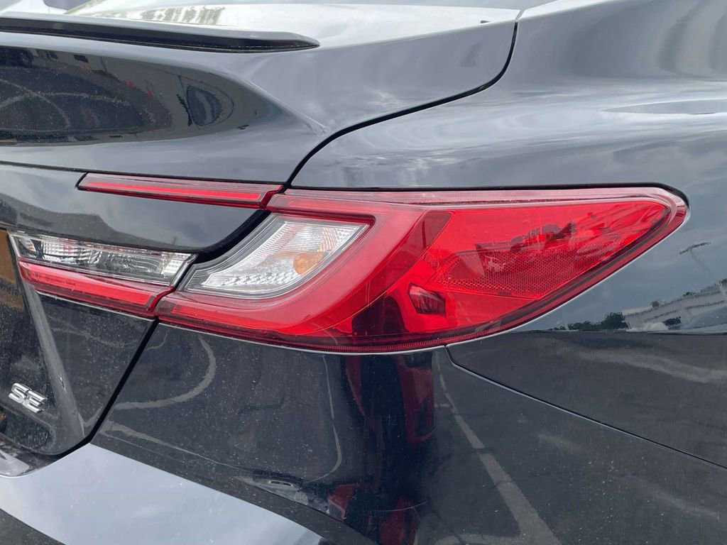 Used 2025 Toyota Camry SE FWD image 23