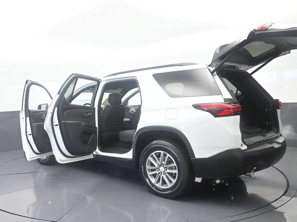Used 2023 Chevrolet Traverse LT FWD image 75