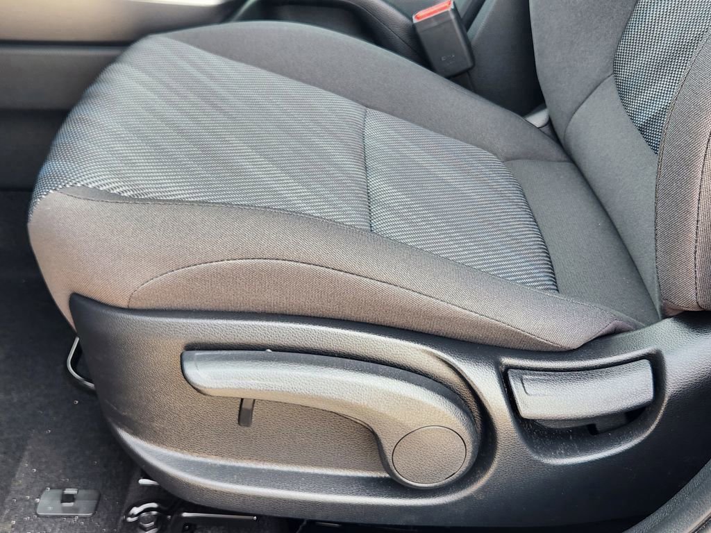 New 2026 Kia Seltos LX AWD/4WD image 17