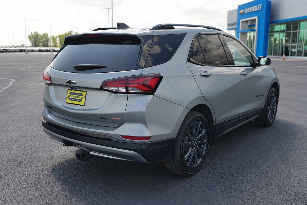 Used 2024 Chevrolet Equinox RS w/ LPO, Floor Liner Package AWD/4WD image 6