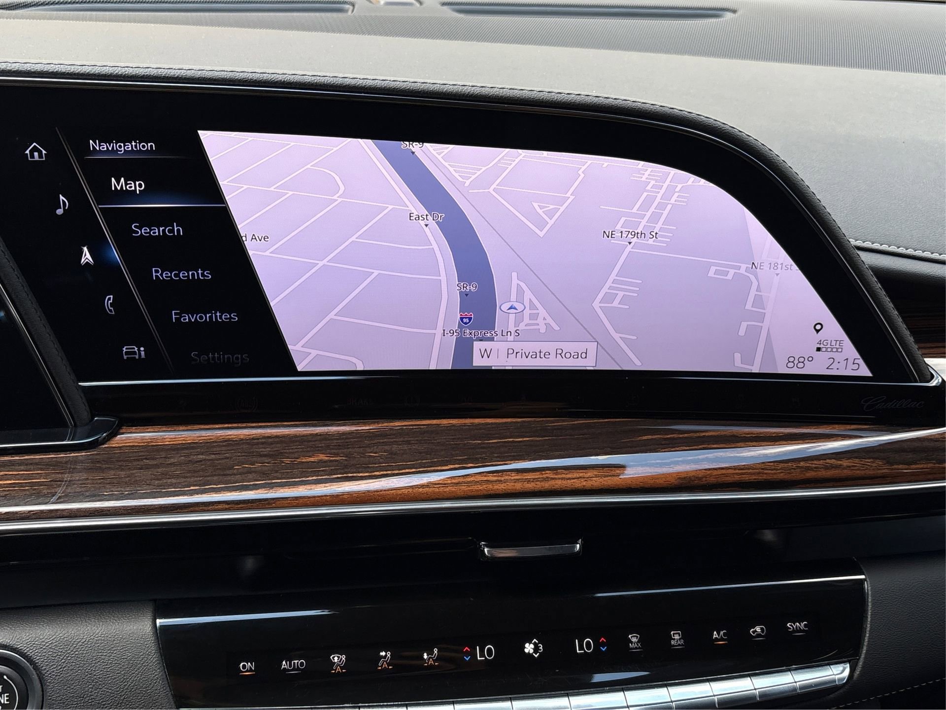 Certified 2022 Cadillac Escalade Luxury image 24