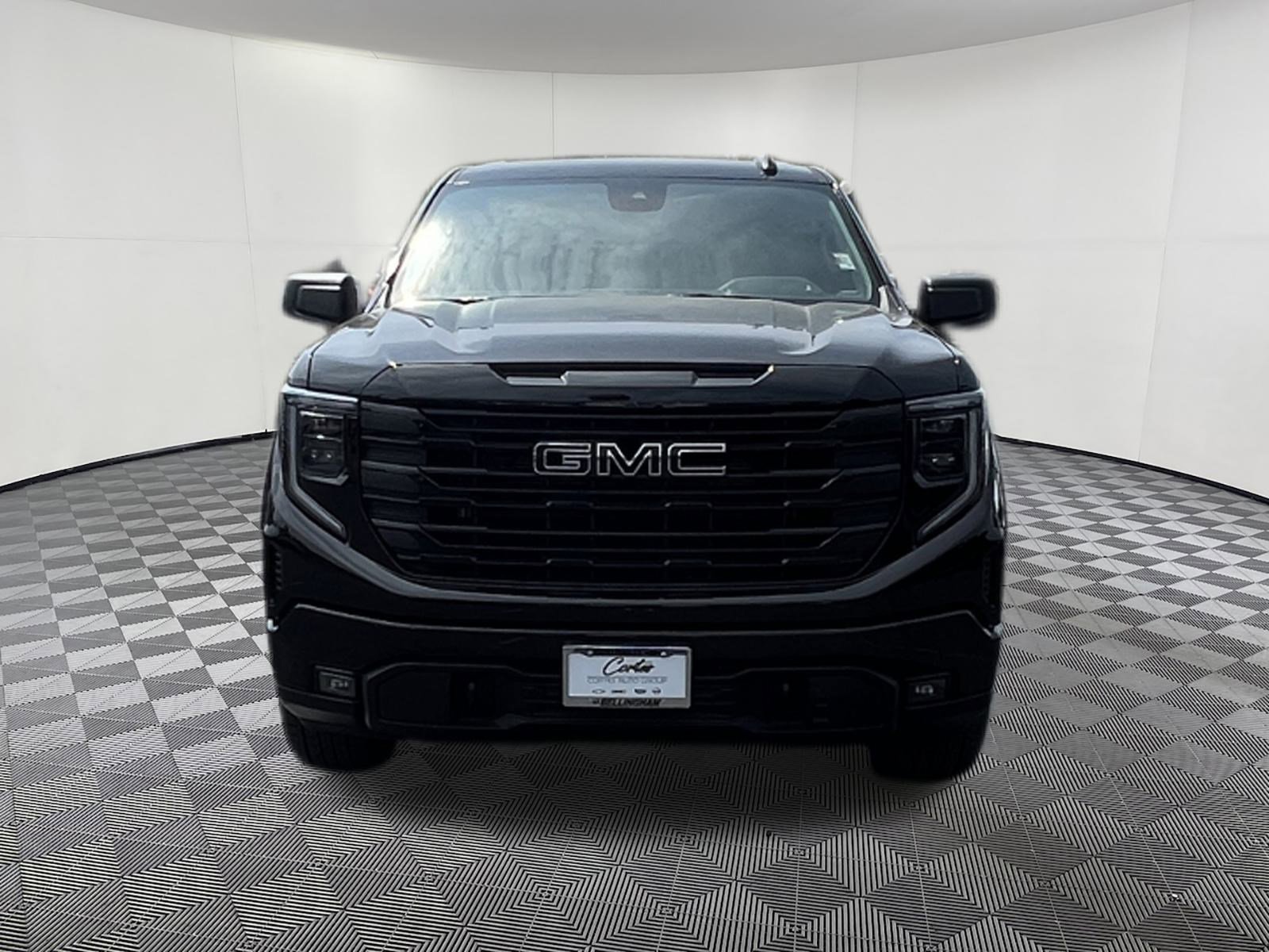 Used 2024 GMC Sierra 1500 Elevation image 2