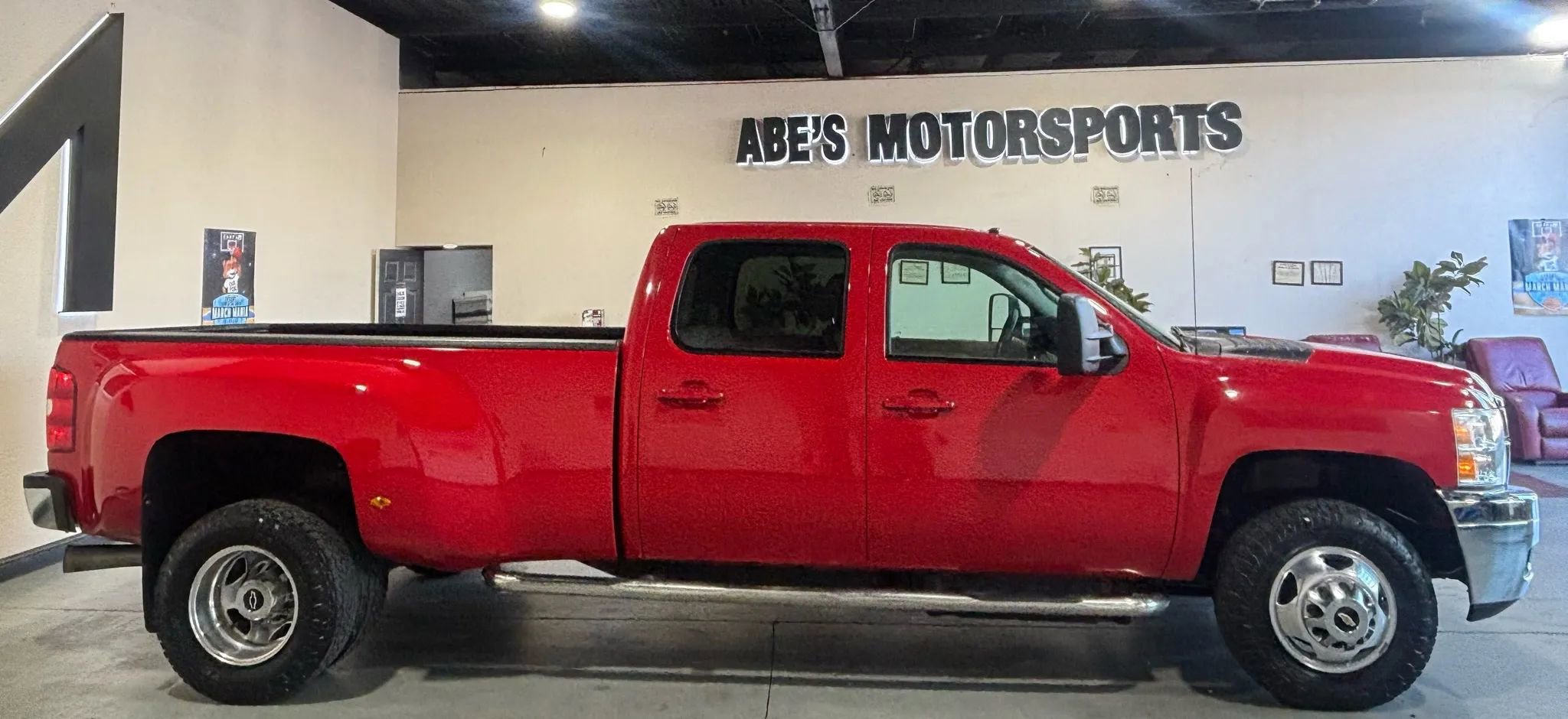 Used 2013 Chevrolet Silverado 3500 LTZ w/ LTZ Plus Package image 4