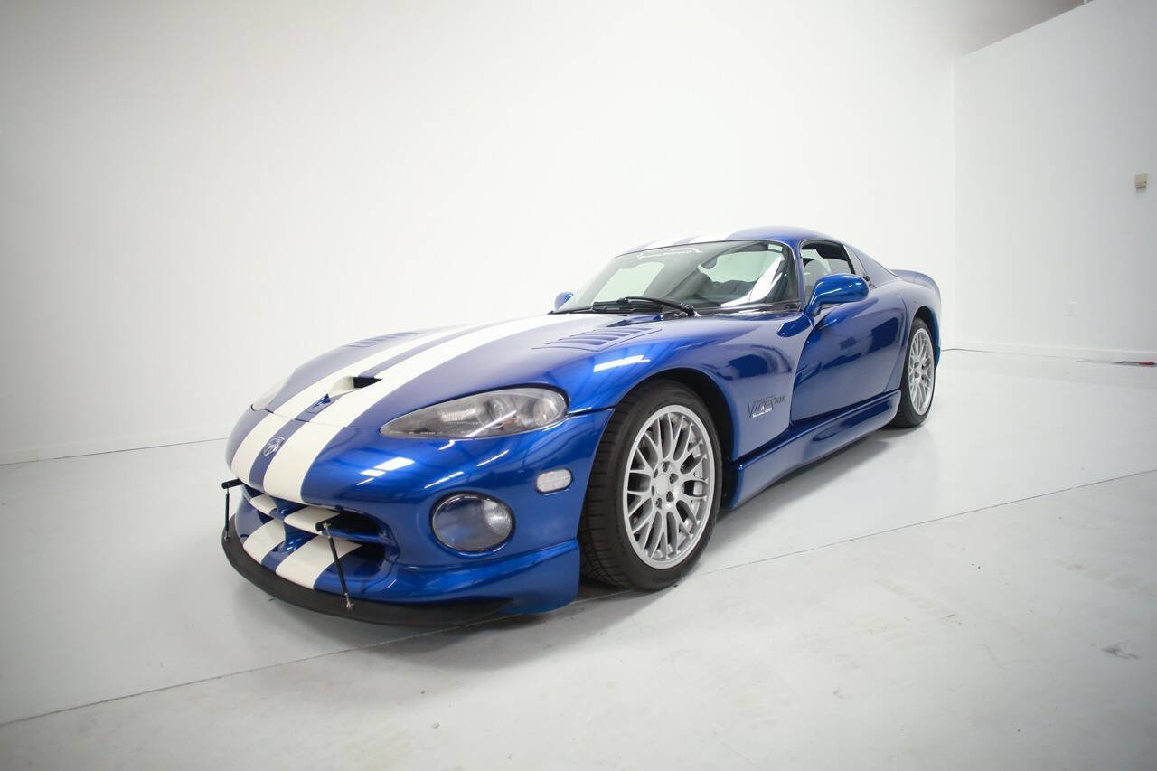 Used 1997 Dodge Viper GTS RWD image 2