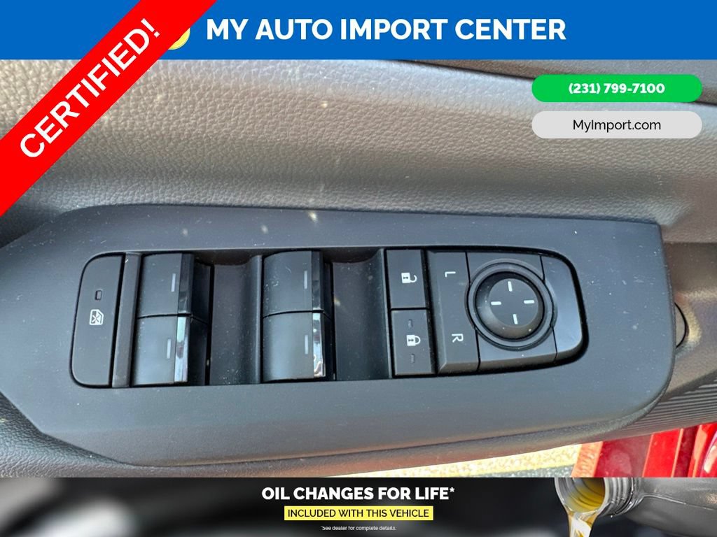 Certified 2026 Toyota Prius LE AWD/4WD image 11