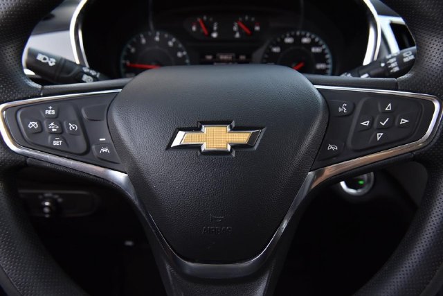 Used 2024 Chevrolet Equinox LS w/ Driver Confidence II Package FWD image 18
