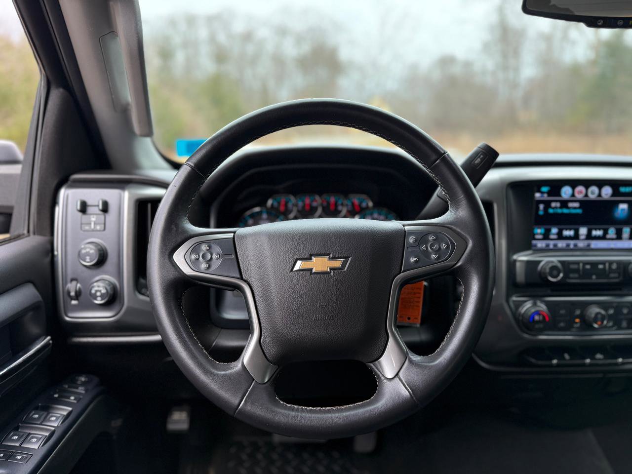 Used 2018 Chevrolet Silverado 2500 LT w/ LT Convenience Package image 13