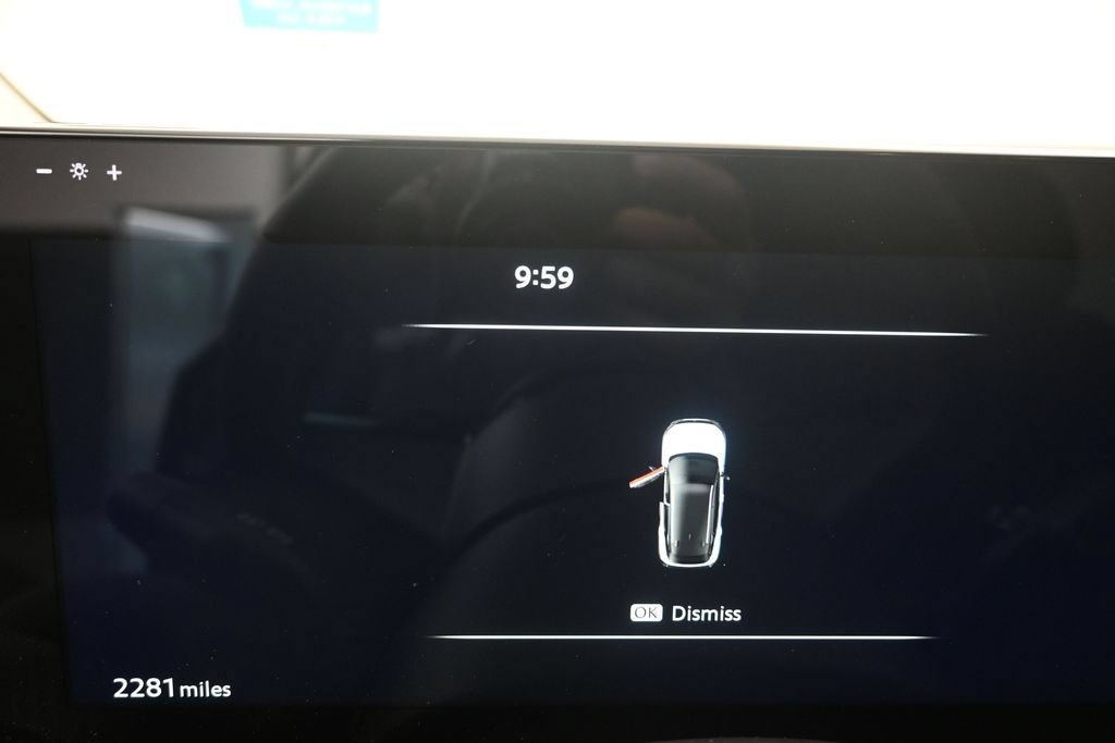 Used 2026 Nissan Kicks SR FWD image 11