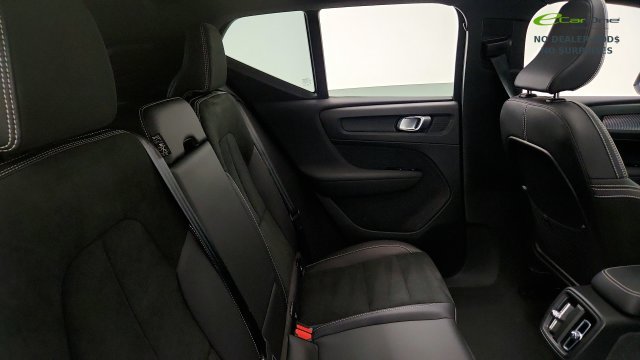 Used 2022 Volvo XC40 T4 R-Design w/ Protection Package Premier FWD image 37