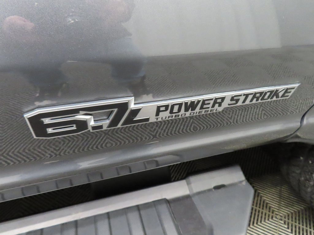 Used 2025 Ford F350 Lariat w/ Black Appearance Package image 59