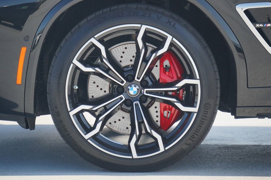 Used 2025 BMW X4 M w/ Executive Package image 5