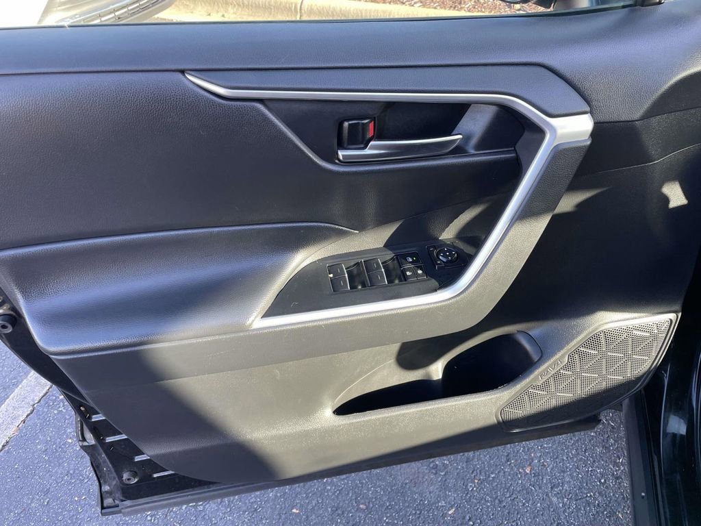 Used 2024 Toyota RAV4 XLE image 26