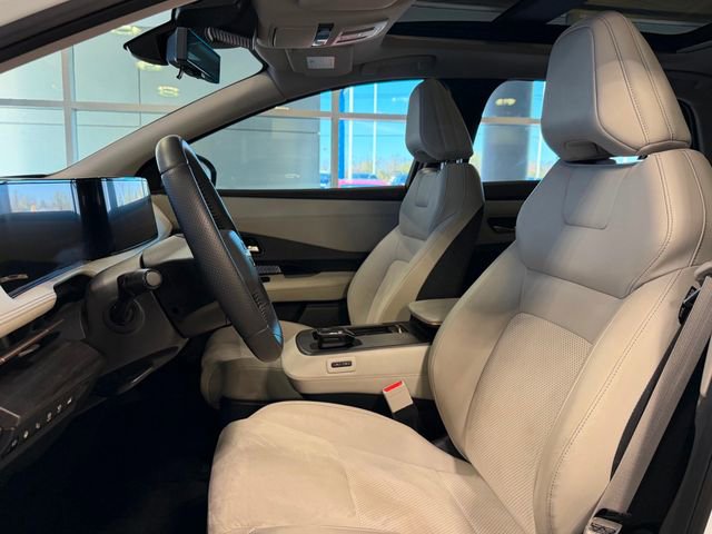 Used 2023 Nissan Ariya AWD image 20