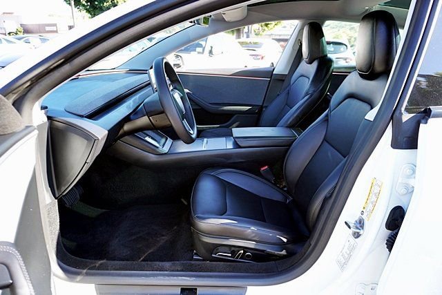 Used 2025 Tesla Model 3 Long Range image 13