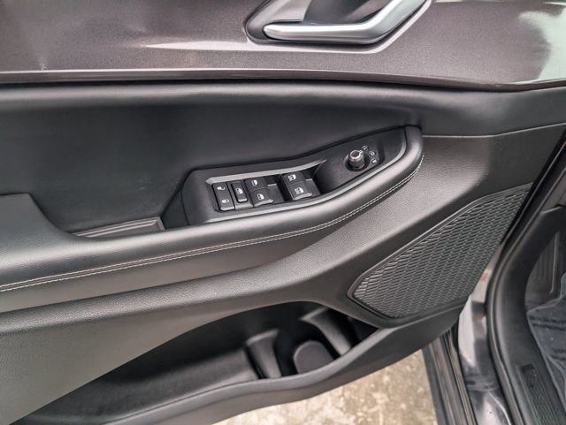 Used 2023 Jeep Grand Cherokee Altitude image 9