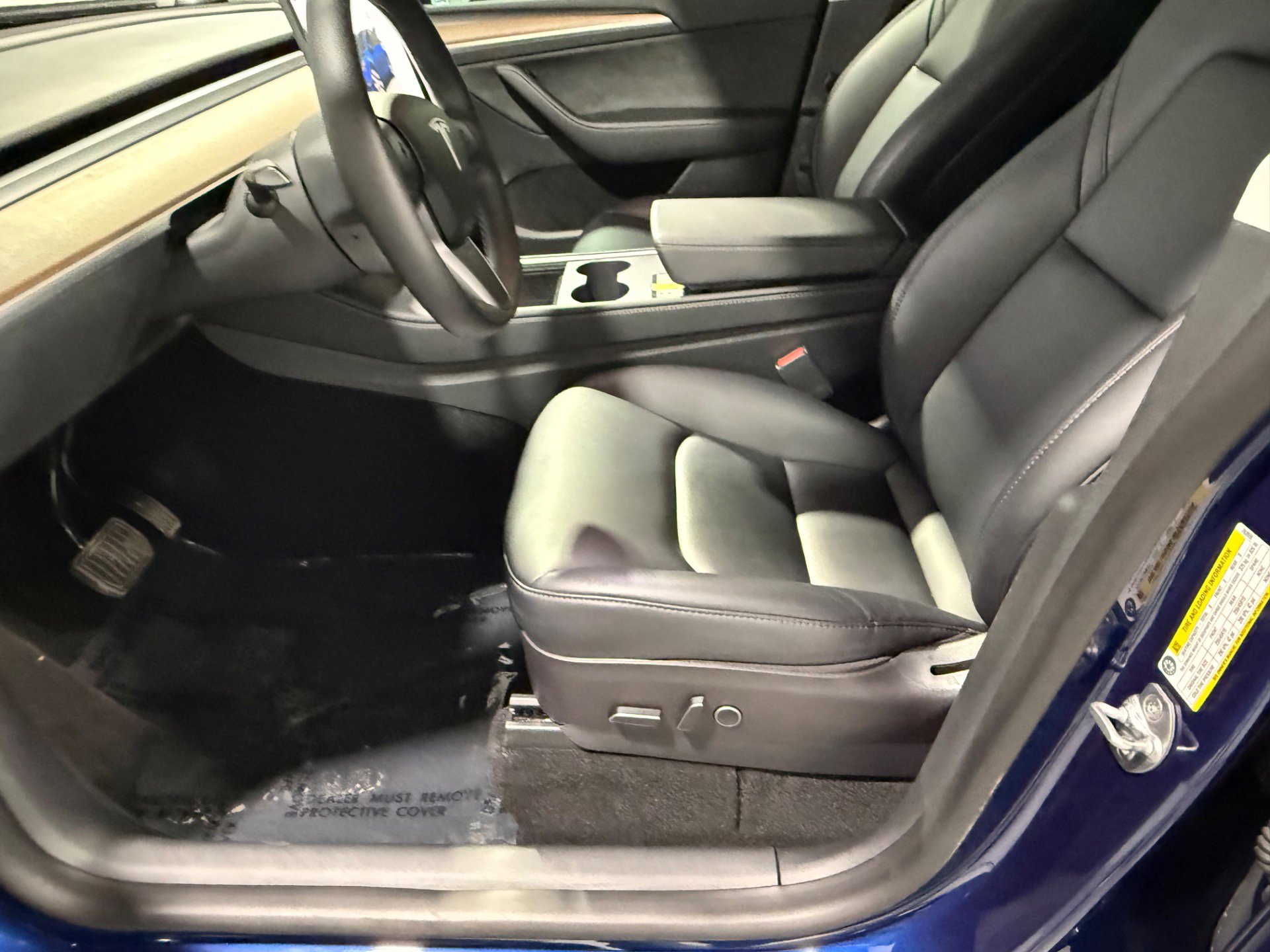 Used 2023 Tesla Model Y Long Range image 27