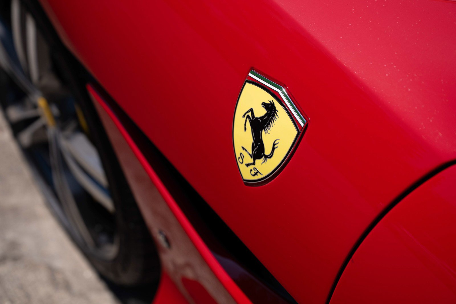 Used 2019 Ferrari Portofino RWD image 20