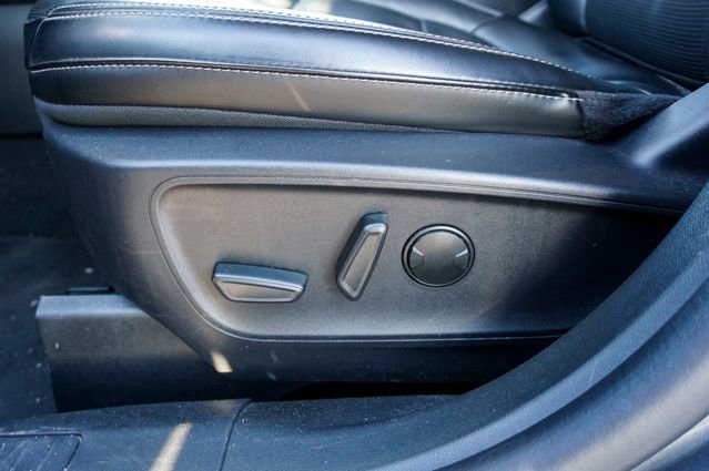 Used 2025 Ford Escape Platinum image 15