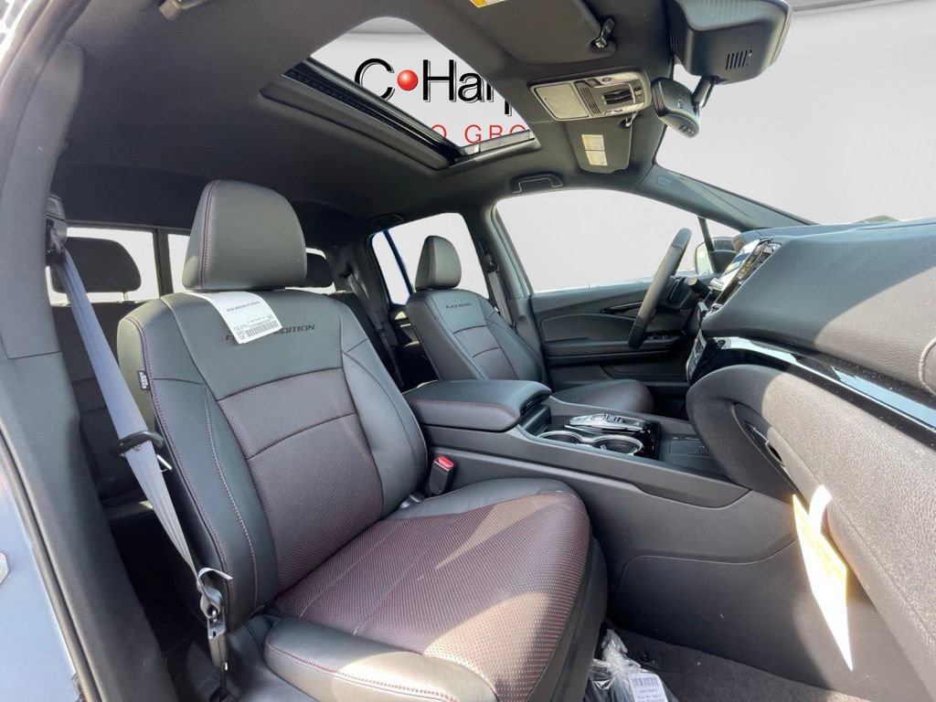 New 2026 Honda Ridgeline Black Edition image 12