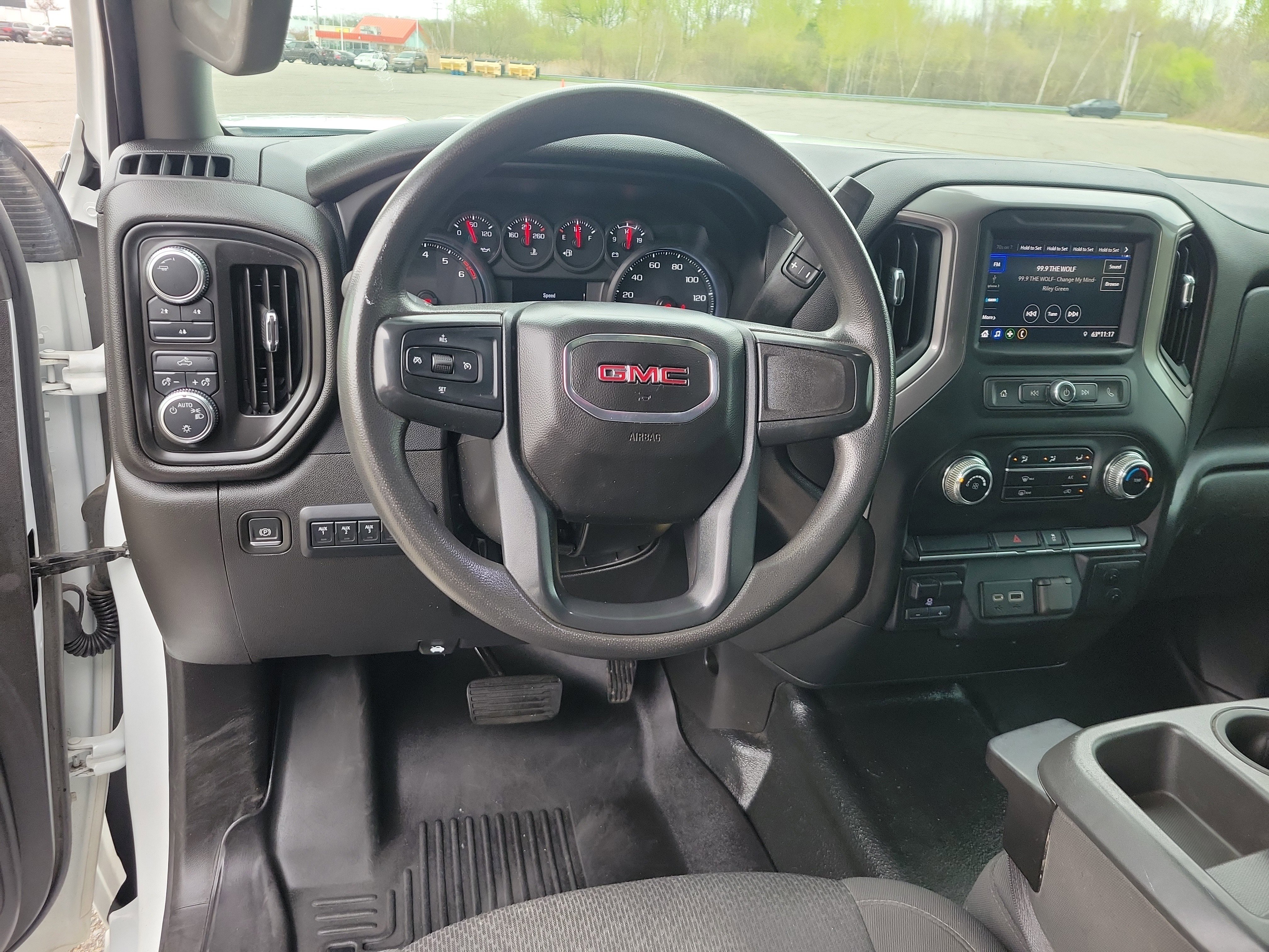 Used 2023 GMC Sierra 3500 Pro w/ Convenience Package AWD/4WD image 18
