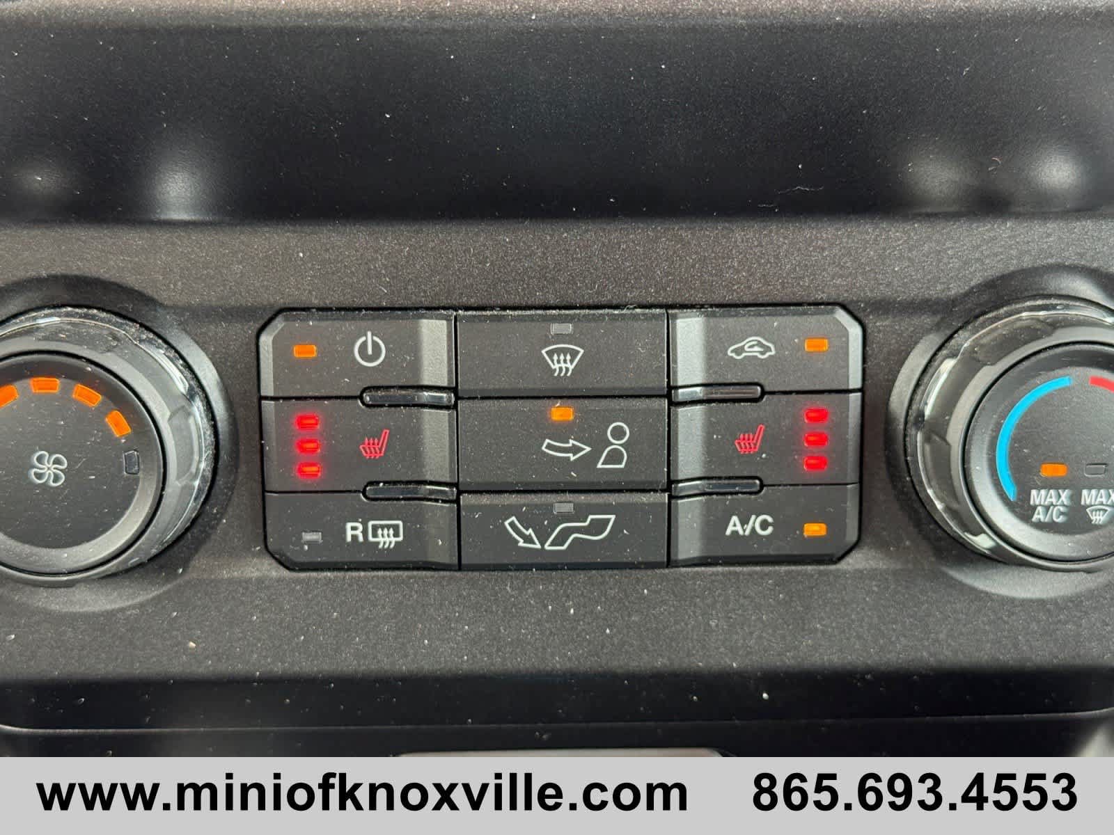 Used 2019 Ford F150 XLT w/ Equipment Group 302A Luxury AWD/4WD image 24