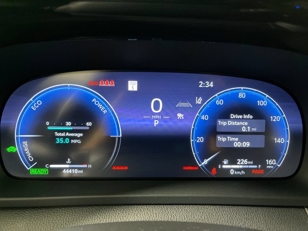 Certified 2025 Toyota Crown Signia AWD/4WD image 18