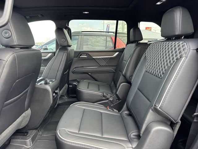 New 2026 GMC Acadia Denali w/ Super Cruise Package FWD image 11