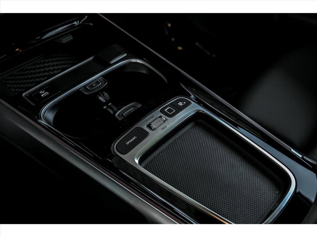 Certified 2025 Mercedes-Benz EQB 300 EQB 300 4MATIC image 21