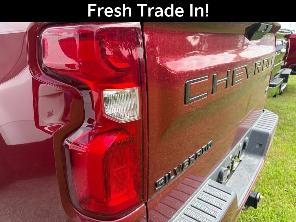 Used 2019 Chevrolet Silverado 1500 RST w/ All-Star Edition AWD/4WD image 11