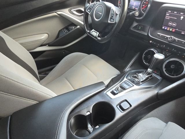 Used 2022 Chevrolet Camaro LT image 29