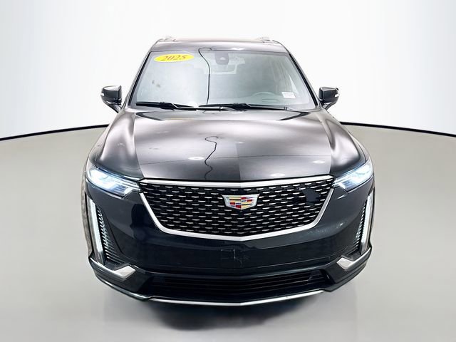 Used 2025 Cadillac XT6 Premium Luxury w/ Technology Package image 2