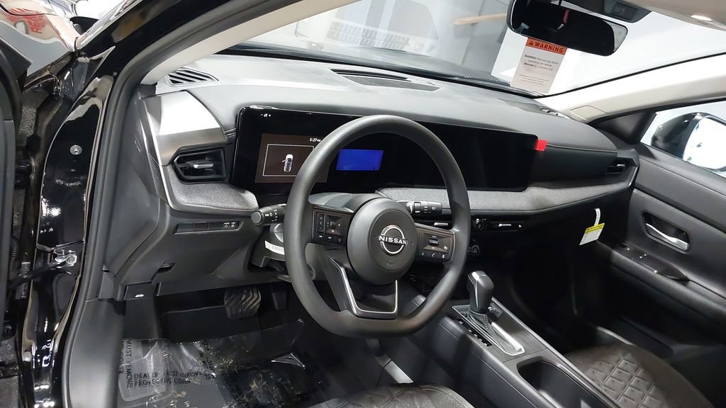 New 2026 Nissan Kicks SV AWD/4WD image 18