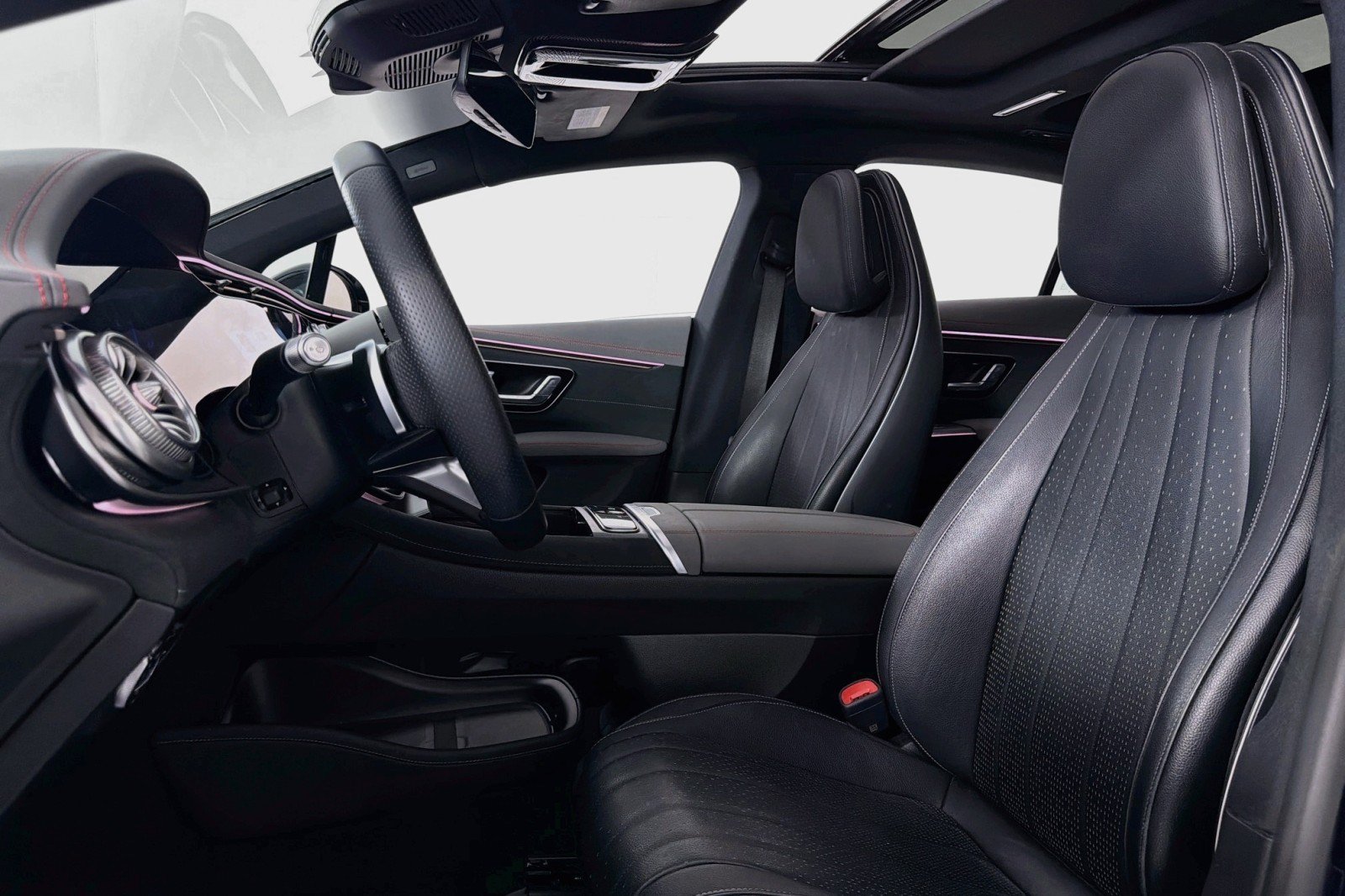 Certified 2022 Mercedes-Benz EQS 580 4MATIC Sedan image 16