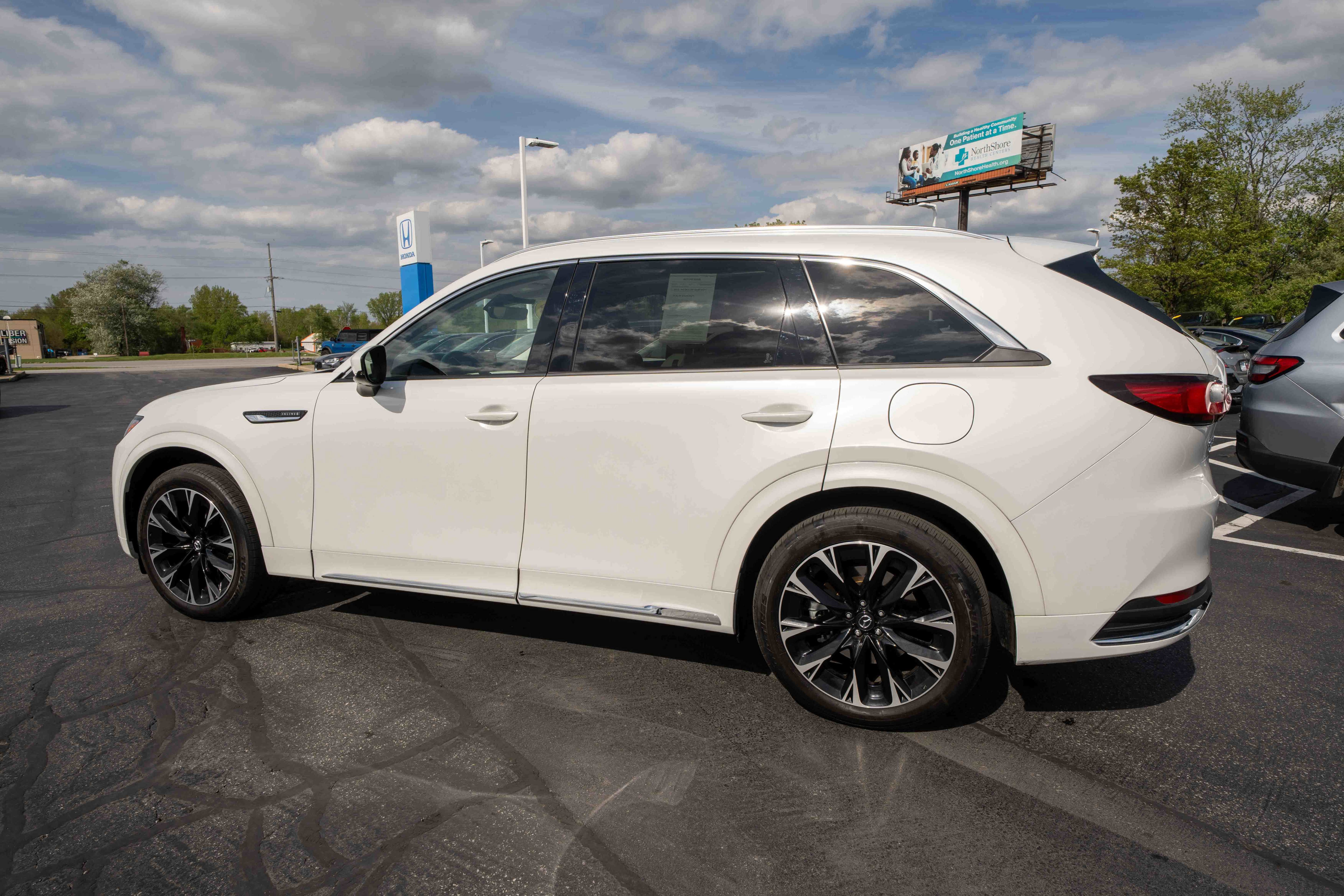 Used 2024 MAZDA CX-90 3.3 Turbo S w/ Premium Package AWD/4WD image 4