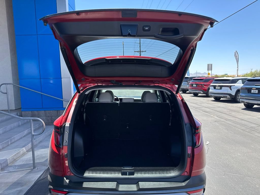 Used 2025 Hyundai Tucson SEL FWD image 7