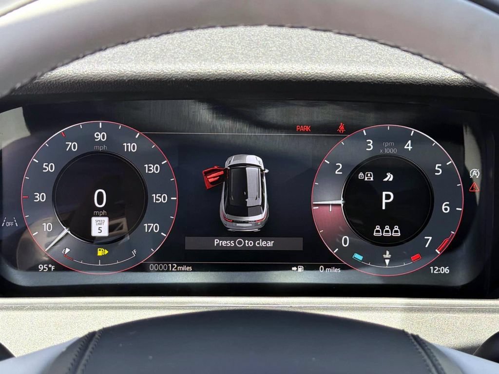 New 2026 Land Rover Range Rover Velar S AWD/4WD image 28