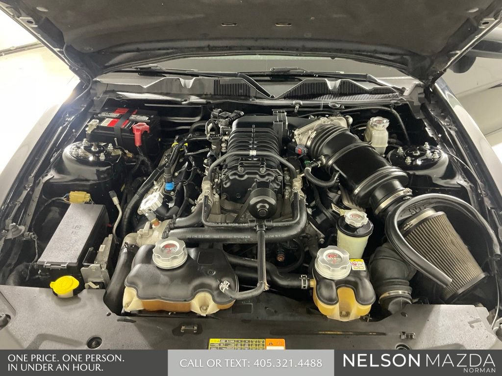 Used 2010 Ford Mustang Shelby GT500 RWD image 38