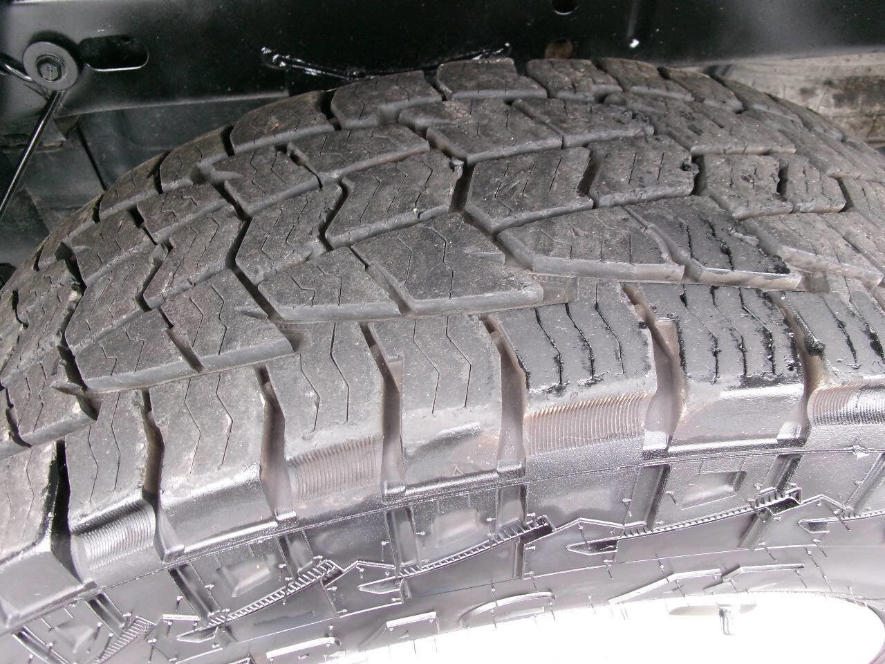 Used 2021 Chevrolet Colorado LT w/ Fleet Safety Package image 11