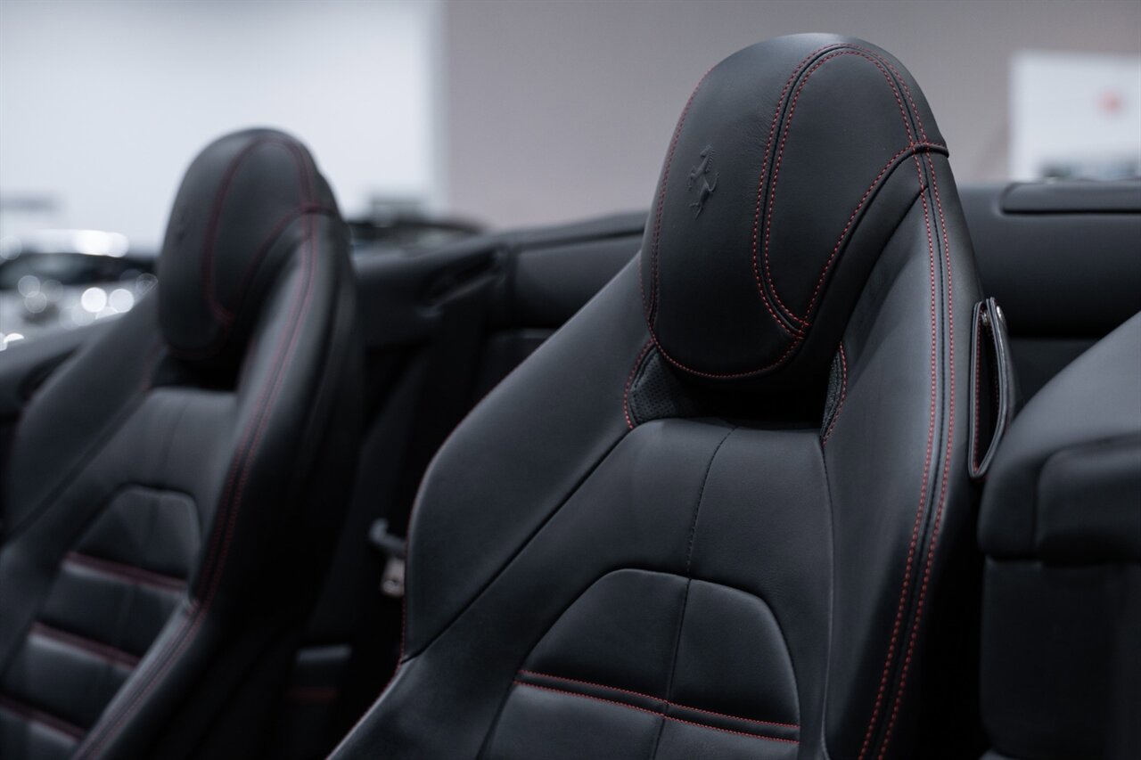 Used 2016 Ferrari California T RWD image 24