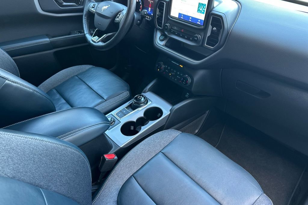 Used 2022 Ford Bronco Sport Outer Banks image 16
